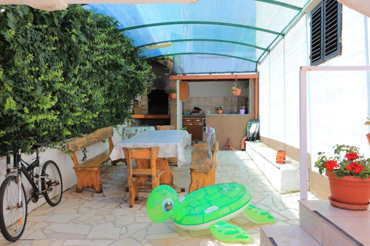 Apartments By The Sea Slatine, Ciovo - 16131 Buitenkant foto