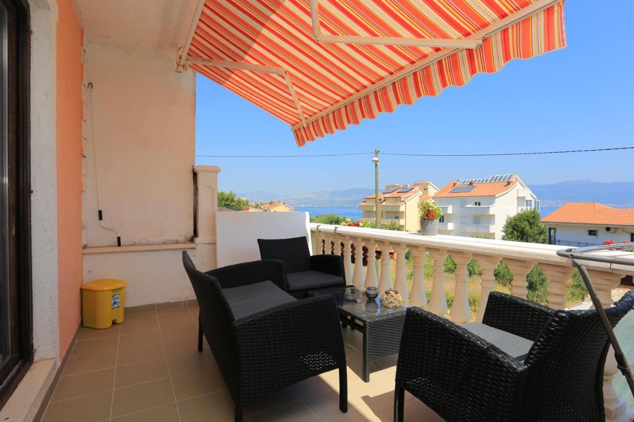 Apartments By The Sea Slatine, Ciovo - 16131 Buitenkant foto